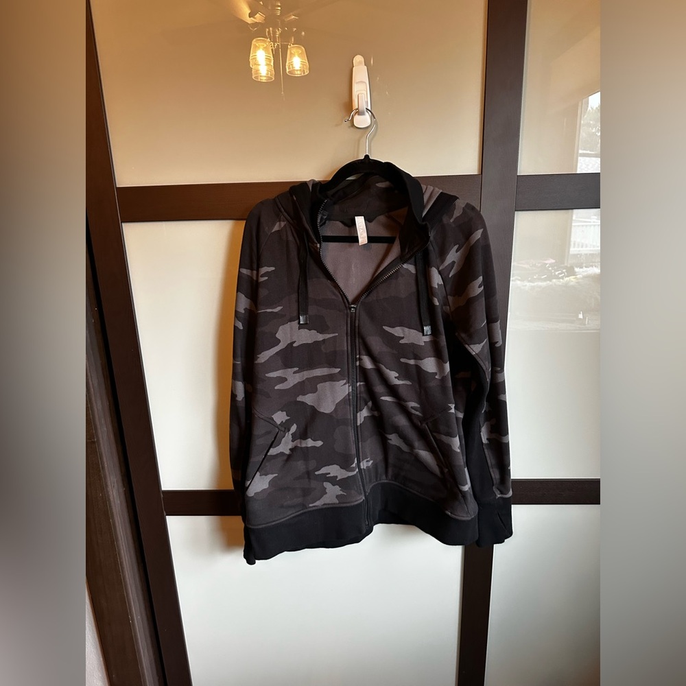 Athleta black and gray camo full zip hoodie, size XL